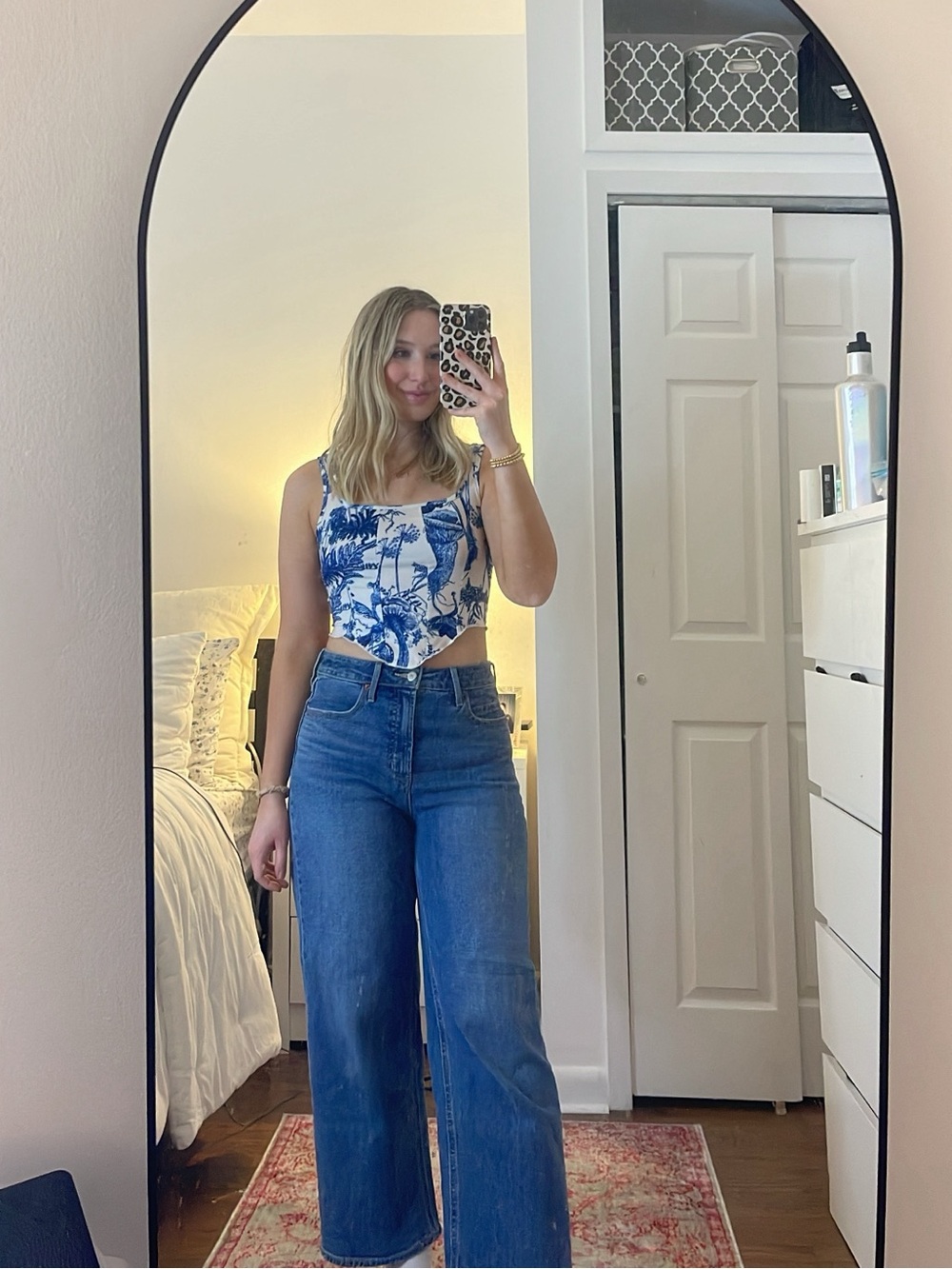 Old Navy Extra High-Rise Sky-Hi Wide-Leg Jeans